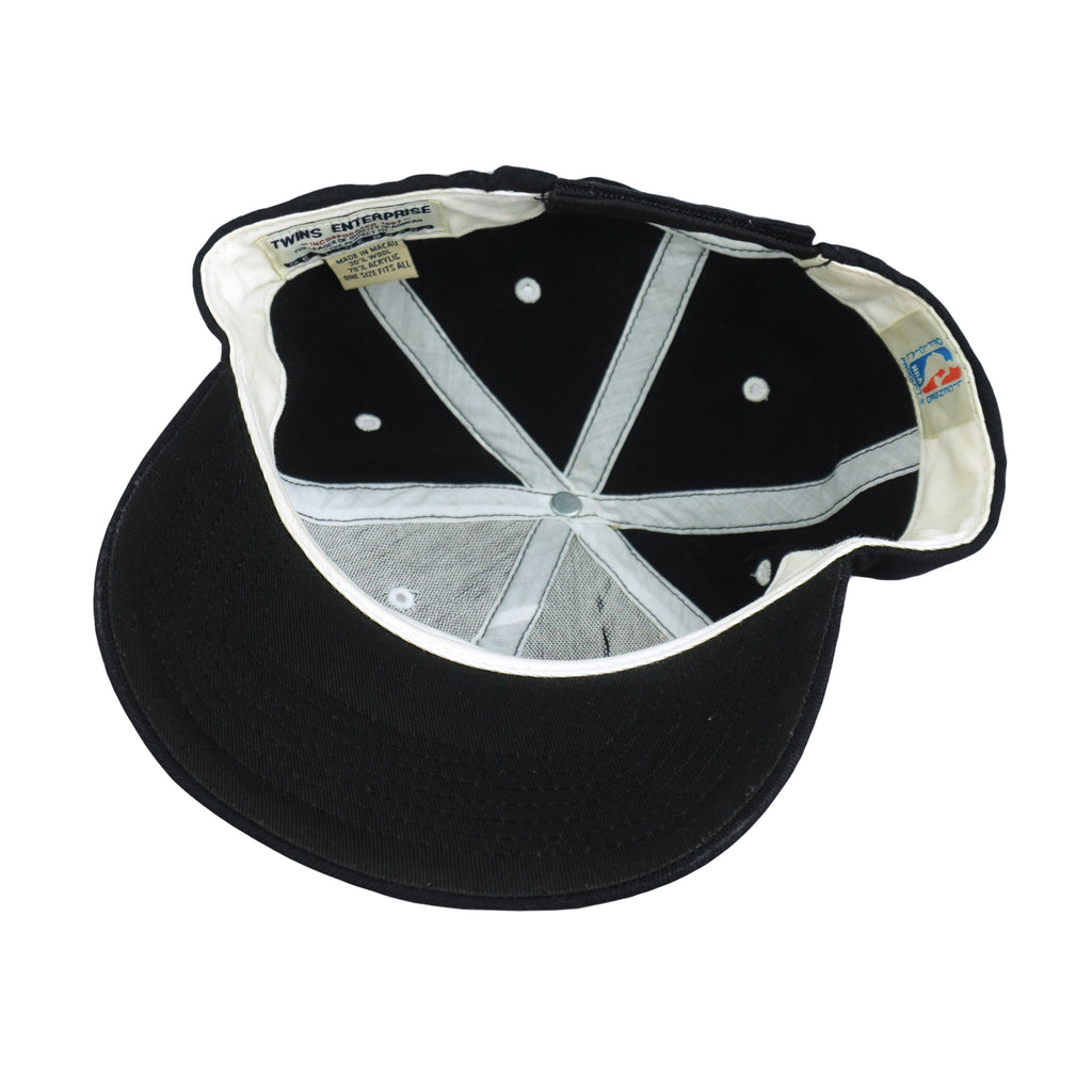 NBA (Twins Enterprise) - Minnesota Timberwolves Strapback Hat 1990s OSFA Vintage Retro Basketball