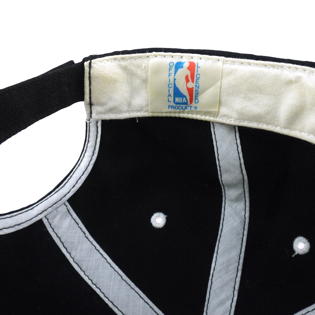 NBA (Twins Enterprise) - Minnesota Timberwolves Strapback Hat 1990s OSFA Vintage Retro Basketball