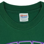 NBA (Hanes) - Milwaukee Bucks Basketball T-Shirt 1990s X-Large Vintage Retro Basketball