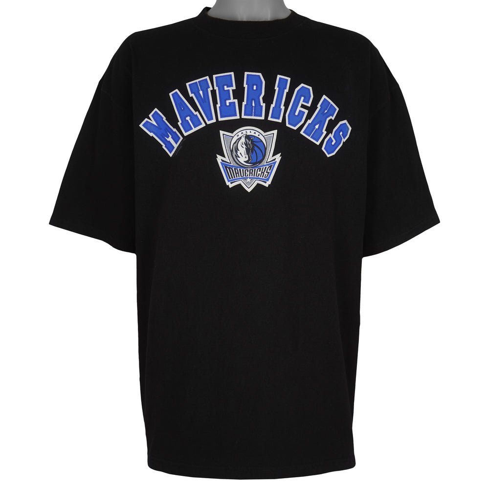 NBA (Lee) - Dallas Mavericks Spell-Out T-Shirt 1990s XX-Large Vintage Retro Basketball