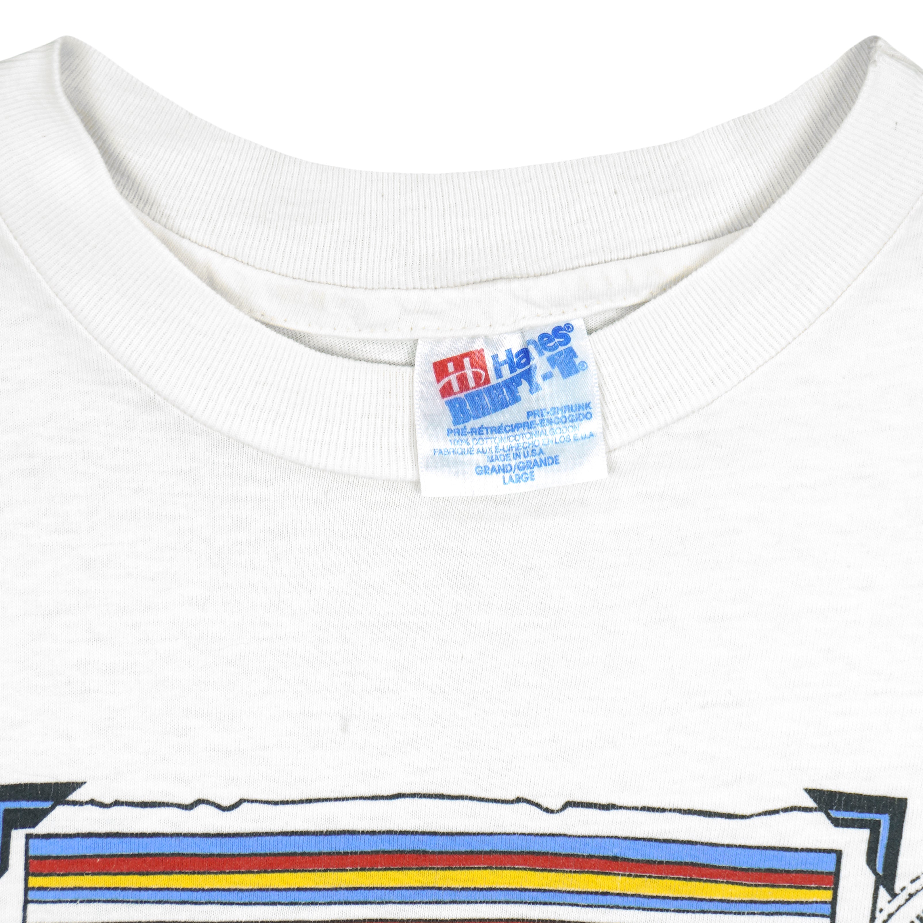 Vintage (Hanes) - Canadian Snapshot Single Stitch T-Shirt 1990s Large Vintage Retro
