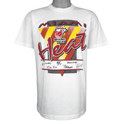 NBA (Super Shirt) - Miami Heat Autographed T-Shirt 1990s Large Vintage Retro Basketball