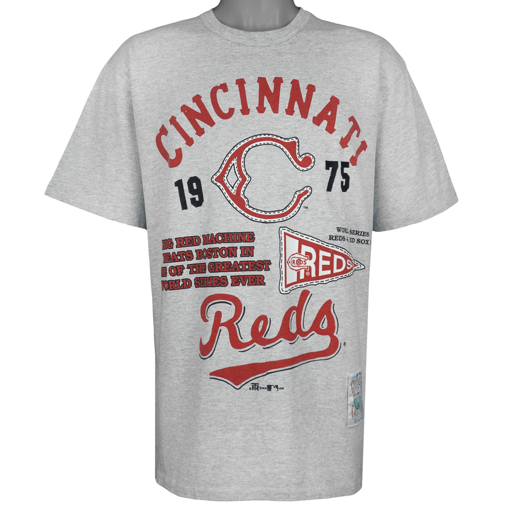 MLB (Team Rated) - Cincinnati Reds World Series T-Shirt 1996 Large Vintage Retro Baseball