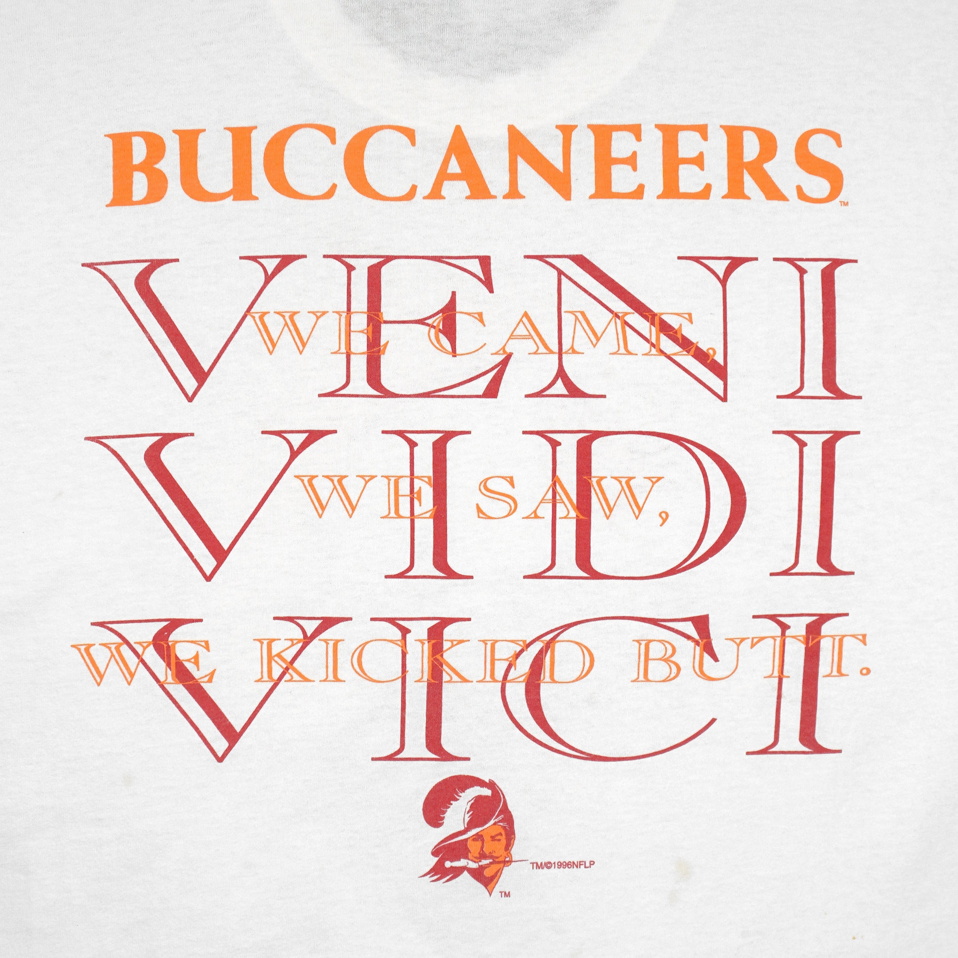 NFL - Tampa Bay Buccaneers Absolute Victory Helmet T-Shirt 1996 X-Large Vintage Retro Football
