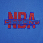 NBA (Nutmeg) - Detroit Pistons Crew Neck Sweatshirt 1990s Large Vintage Retro Basketball