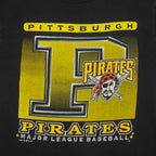 MLB (Logo 7) - Pittsburgh Pirates Baseball T-Shirt 1997 Large Vintage Retro Baseball
