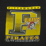 MLB (Logo 7) - Pittsburgh Pirates Baseball T-Shirt 1997 Large Vintage Retro Baseball