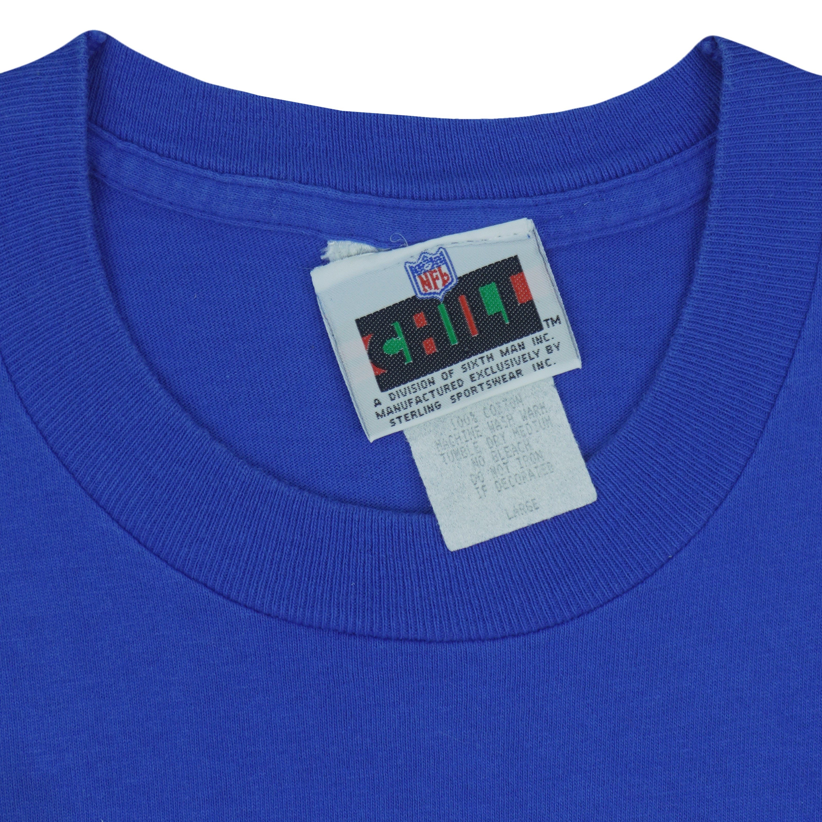 Chill Large size label inside the blue T-shirt collar