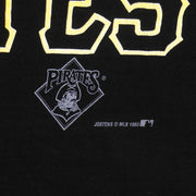 MLB (Fruit Of The Loom) - Pittsburgh Pirates Baseball T-Shirt 1993 Large Vintage Retro Baseball
