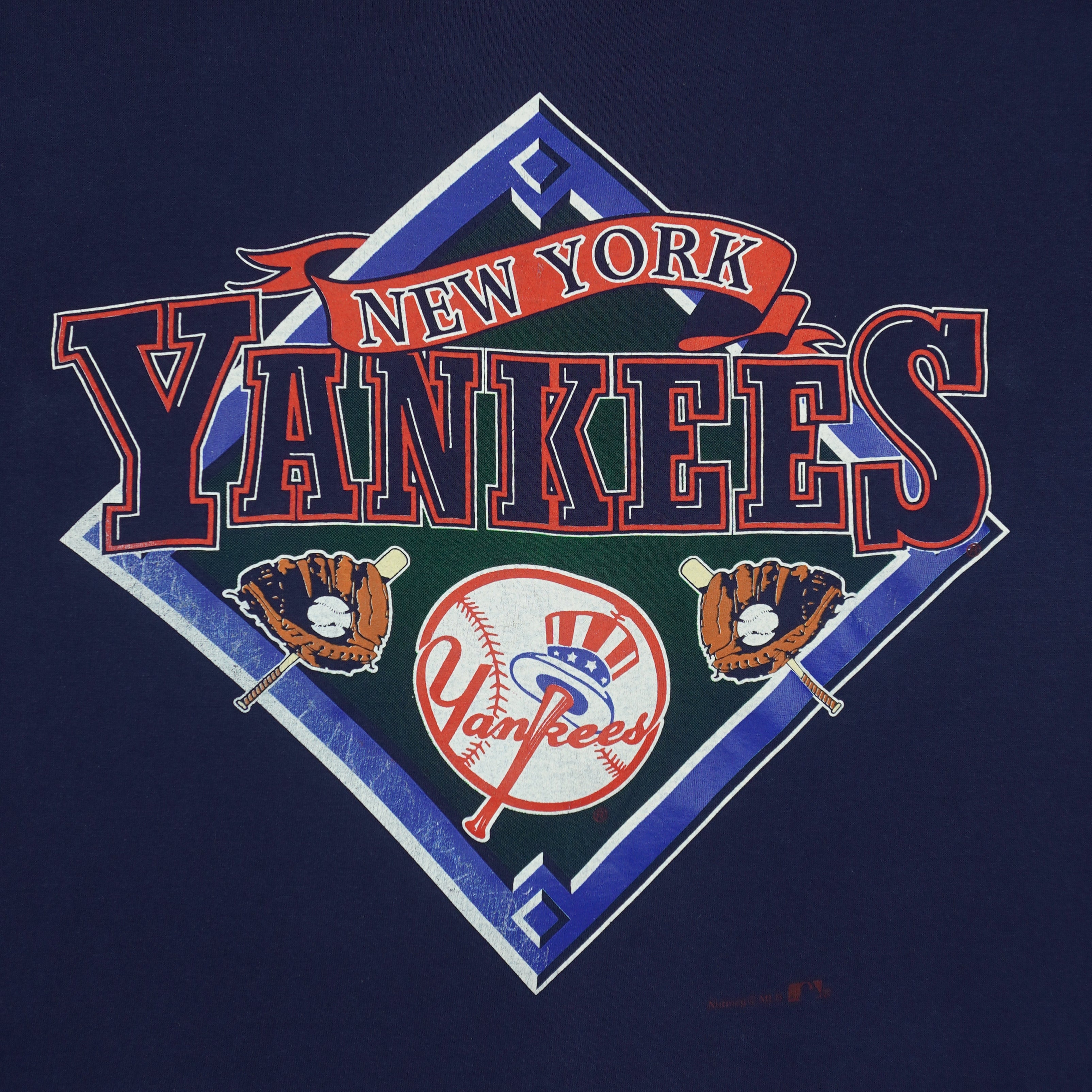 MLB (Nutmeg) - Blue New York Yankees T-Shirt 1990s Large Vintage Retro Baseball
