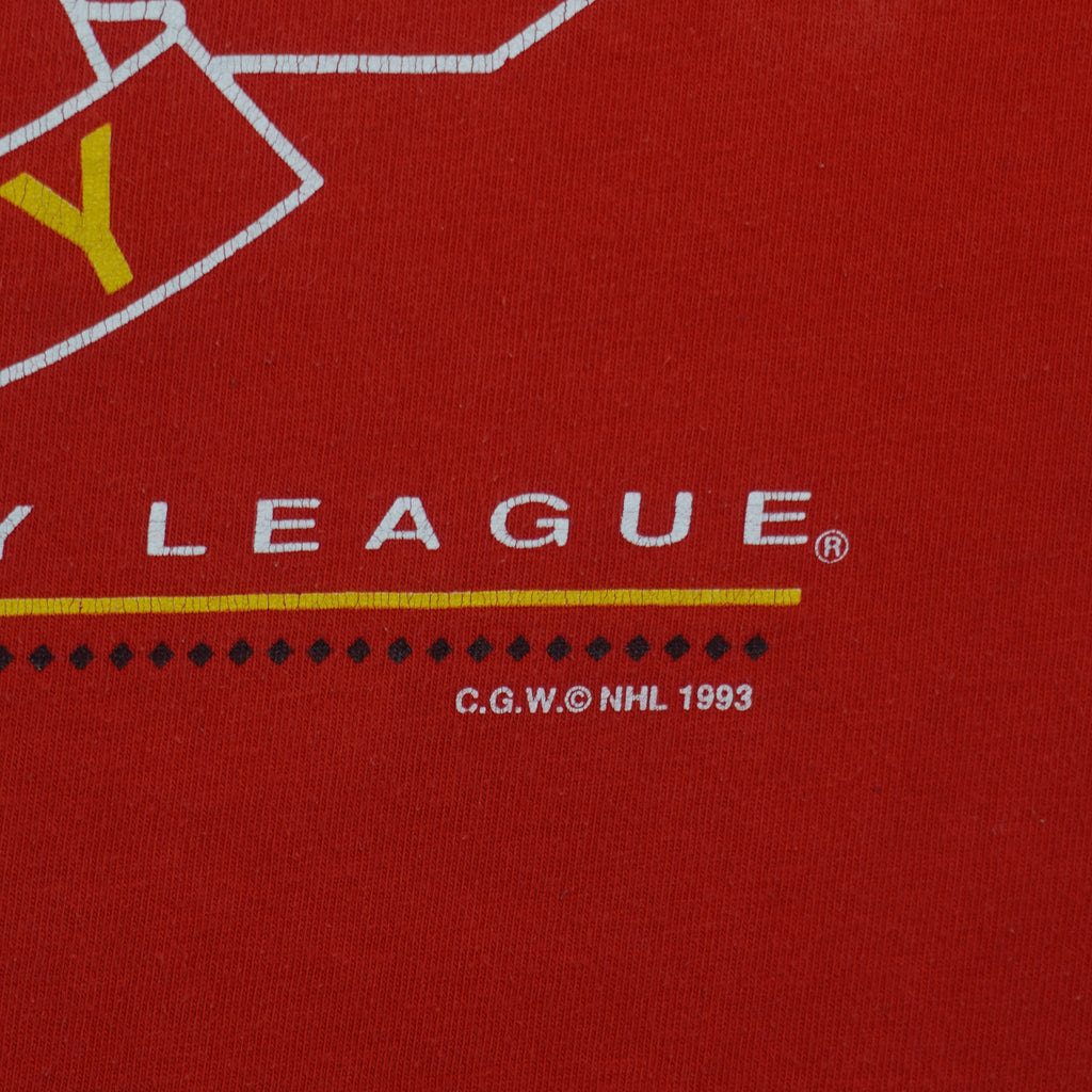 NHL (Waves) - Calgary Flames Hockey T-Shirt 1993 X-Large Vintage Retro Hockey