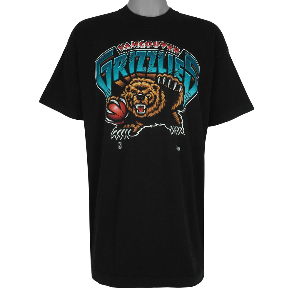 NBA (Salem) - Vancouver Grizzlies Basketball Big Logo T-Shirt 1990s X-Large Vintage Retro Basketball