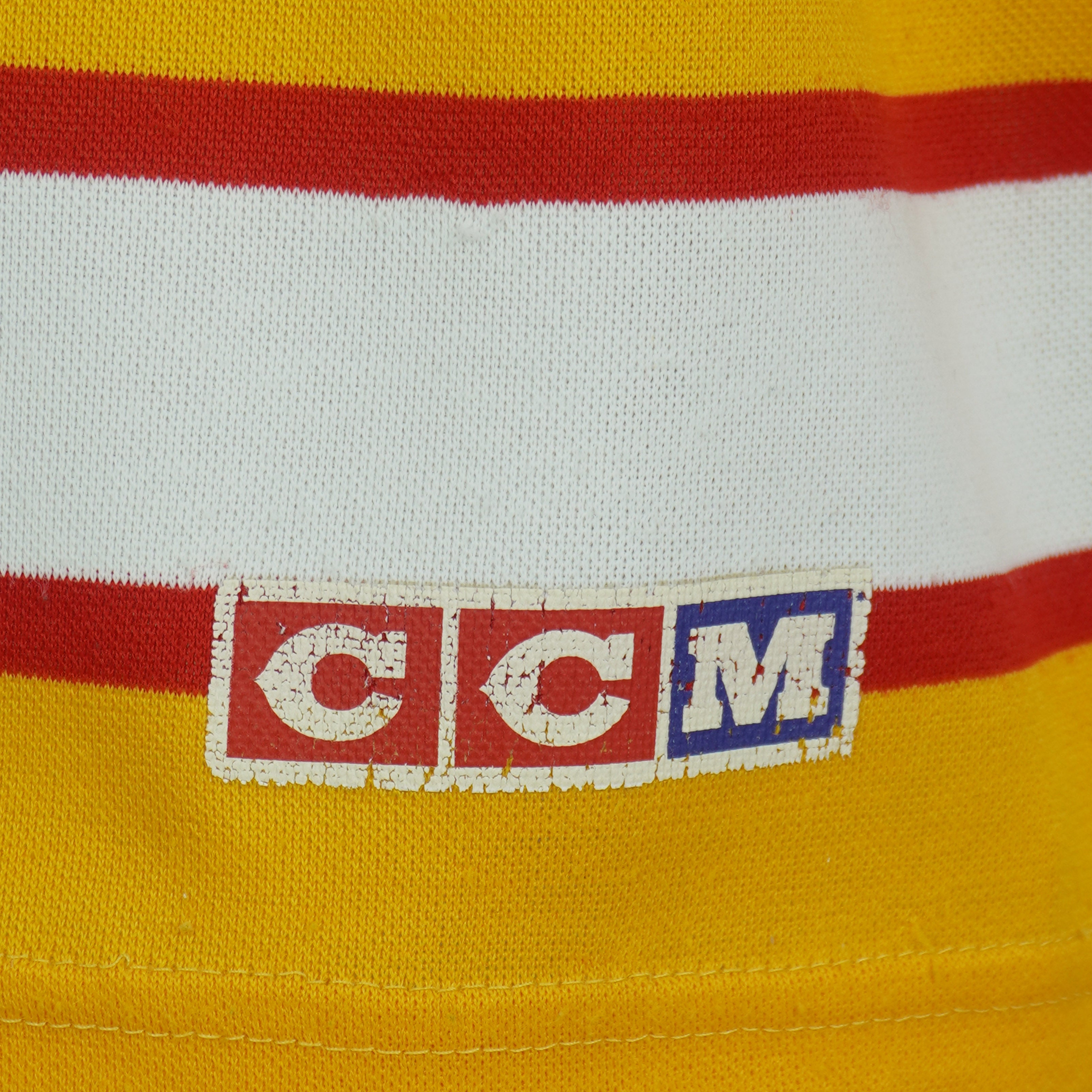 NHL (CCM) - Calgary Flames Hockey Jersey 1980s X-Large Vintage Retro Hockey