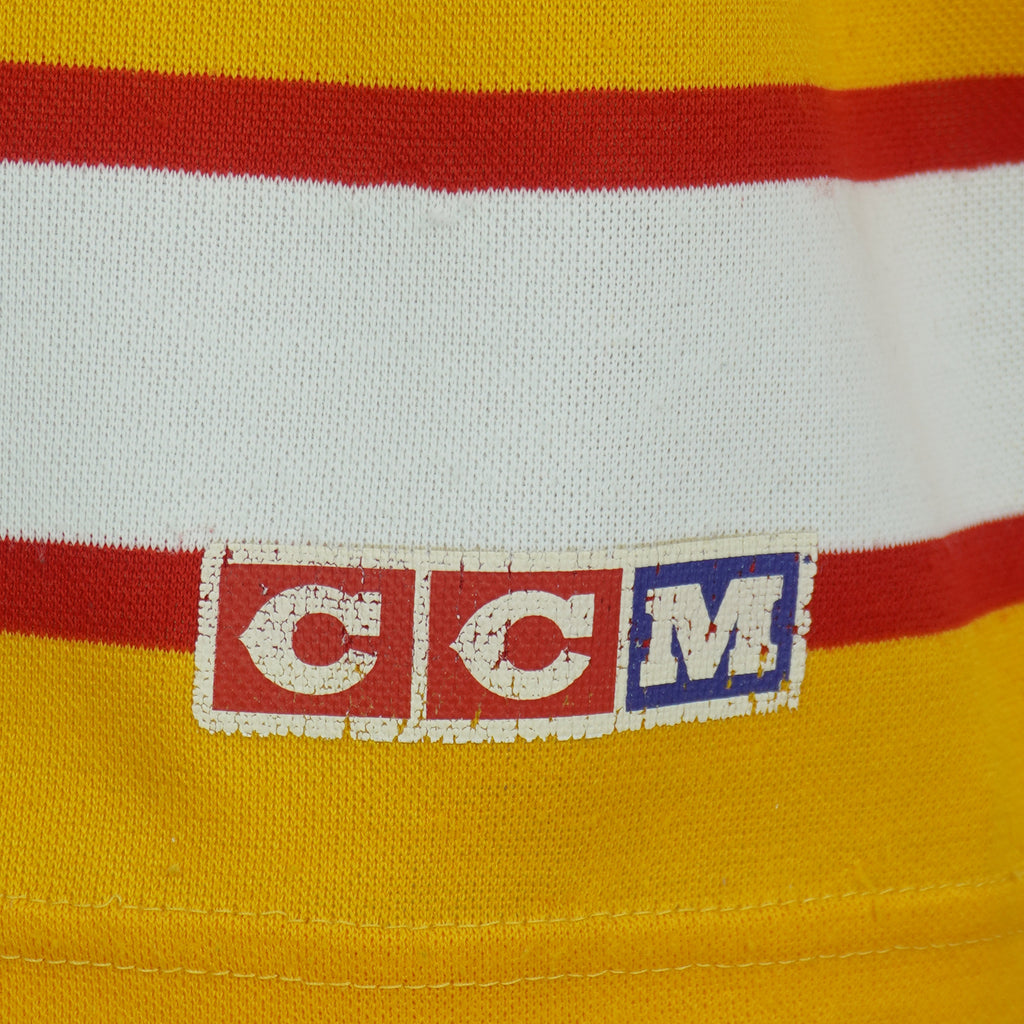 NHL (CCM) - Calgary Flames Hockey Jersey 1980s X-Large Vintage Retro Hockey