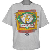 Starter (MLB) - Pittsburgh Pirates Logo National League East Champions T-Shirt 1992 X-Large Vintage Retro Baseball