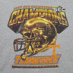 NCAA (Lee) - Tennessee Volunteers SEC Champions Helmet T-Shirt 1997 Large Vintage Retro