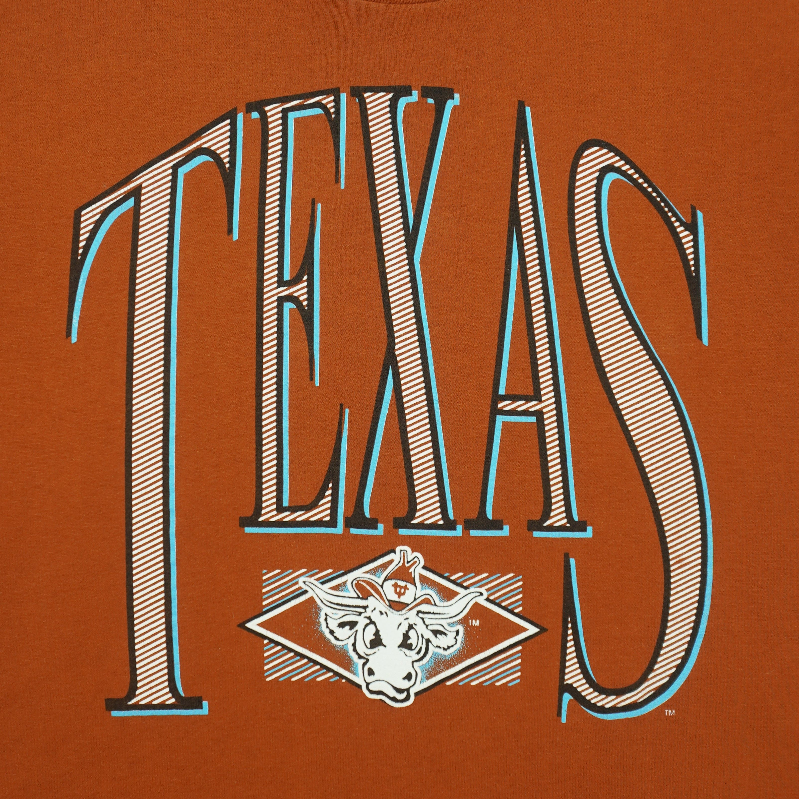 Texas spell-out and Longhorns front graphic detail
