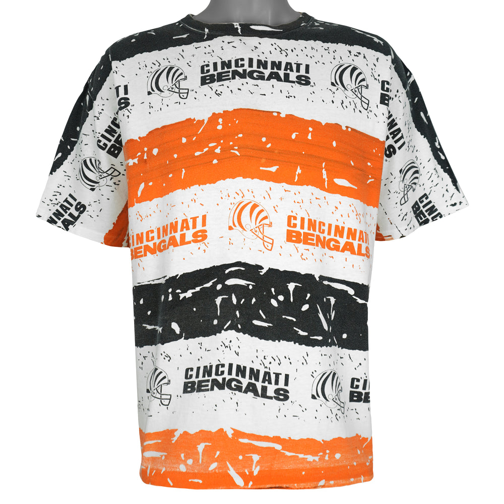 NFL - Cincinnati Bengals All Over Print T-Shirt 1990s X-Large Vintage Retro Football