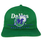 NBA (Twins) - Dallas Mavericks Embroidered Snapback Hat 1990s OSFA Vintage Retro Basketball