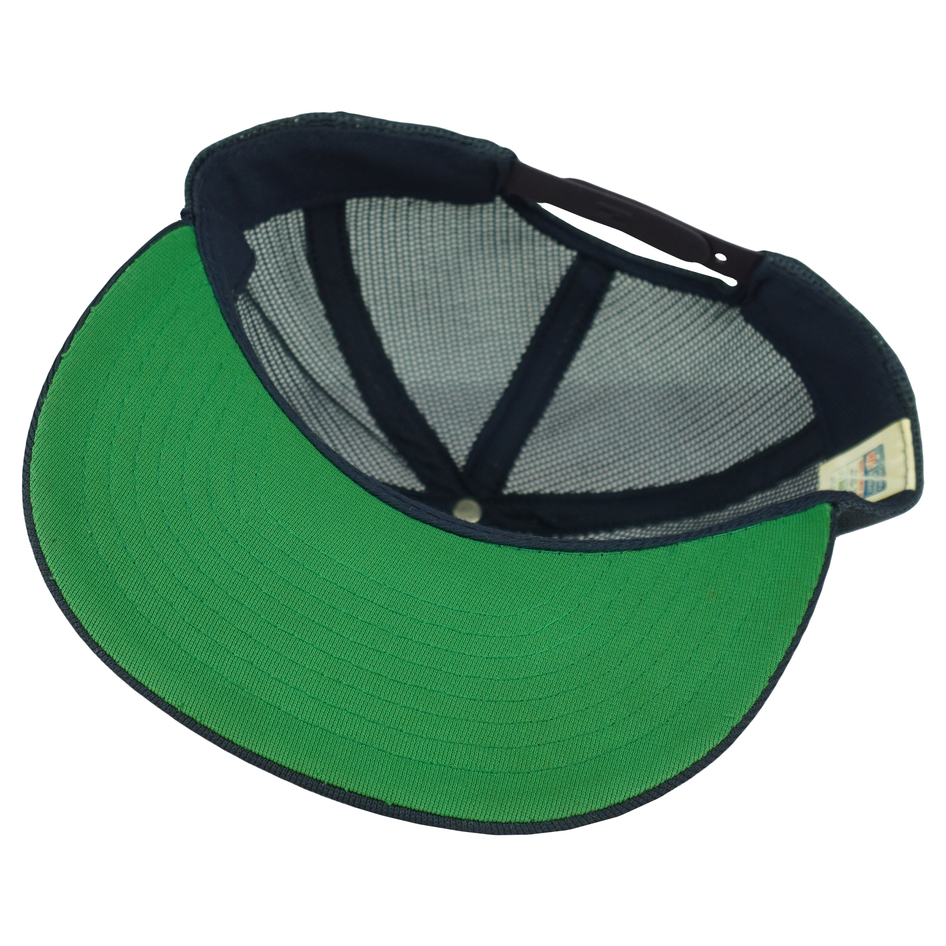 Interior sweatband and green underside of the Bears hat brim