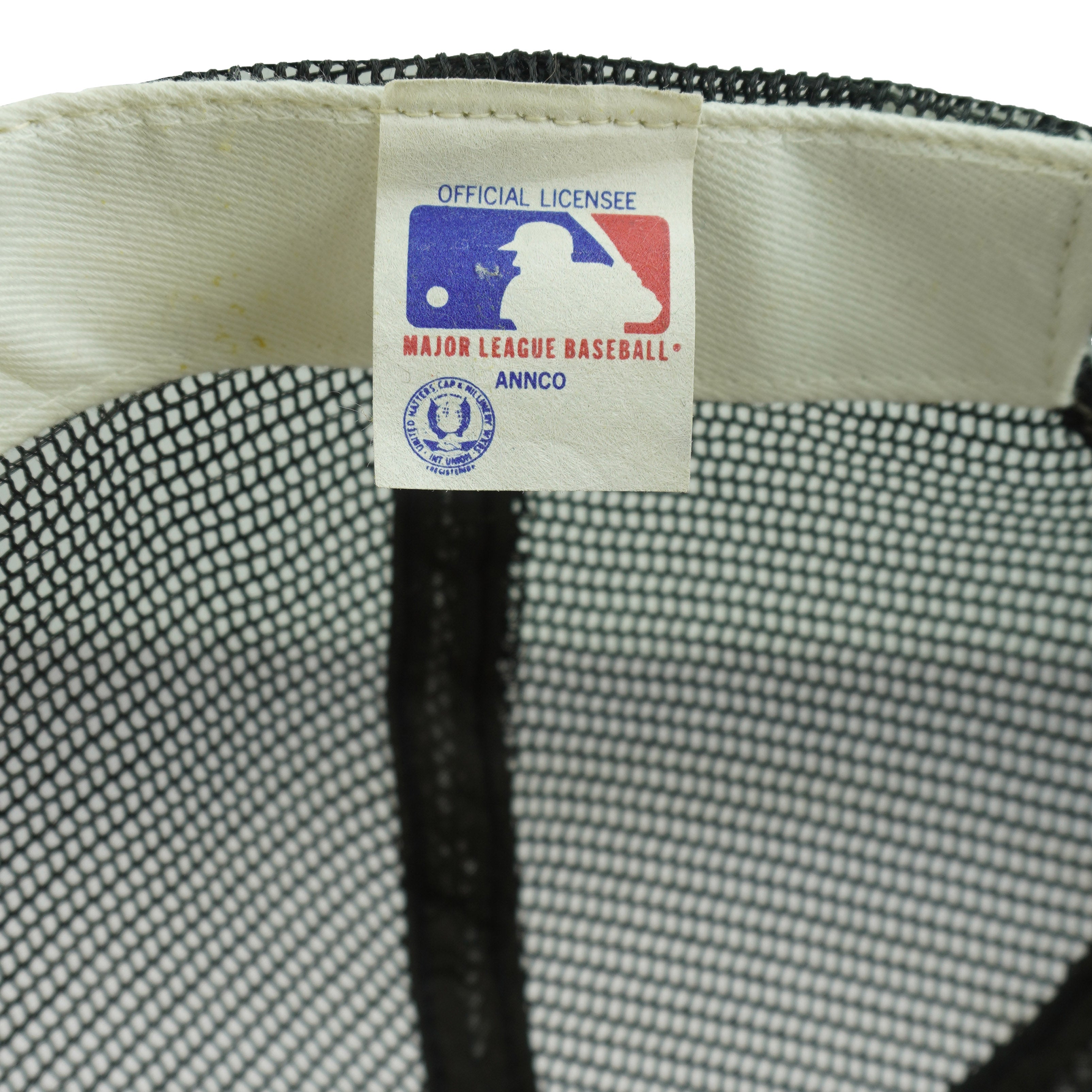 MLB (Annco) - Baltimore Orioles Mesh Snapback Hat 1990s OSFA Vintage Retro Baseball