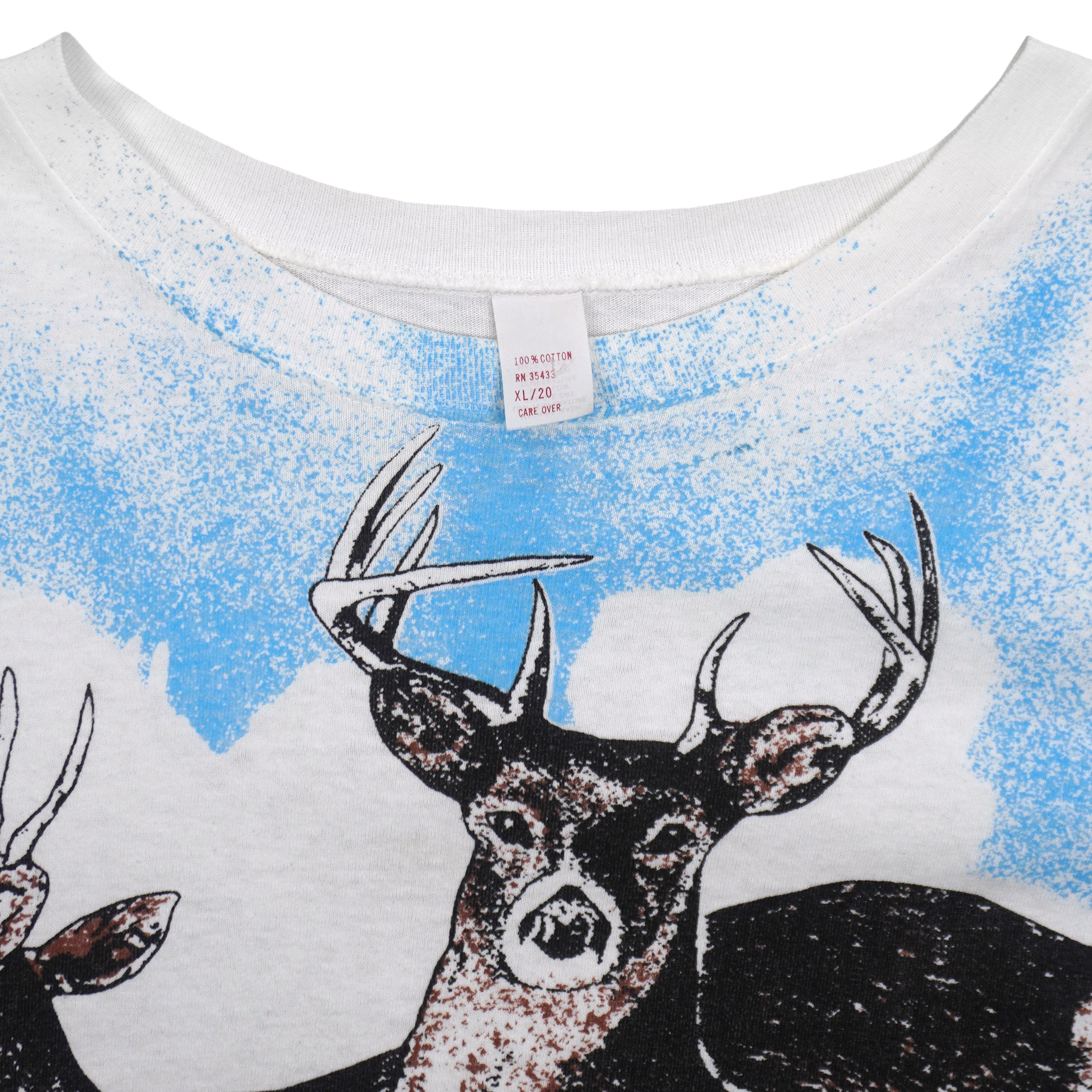 Vintage - Ohio Whitetail Deer All Over Print Graphic T-Shirt 1990s X-Large Vintage Retro