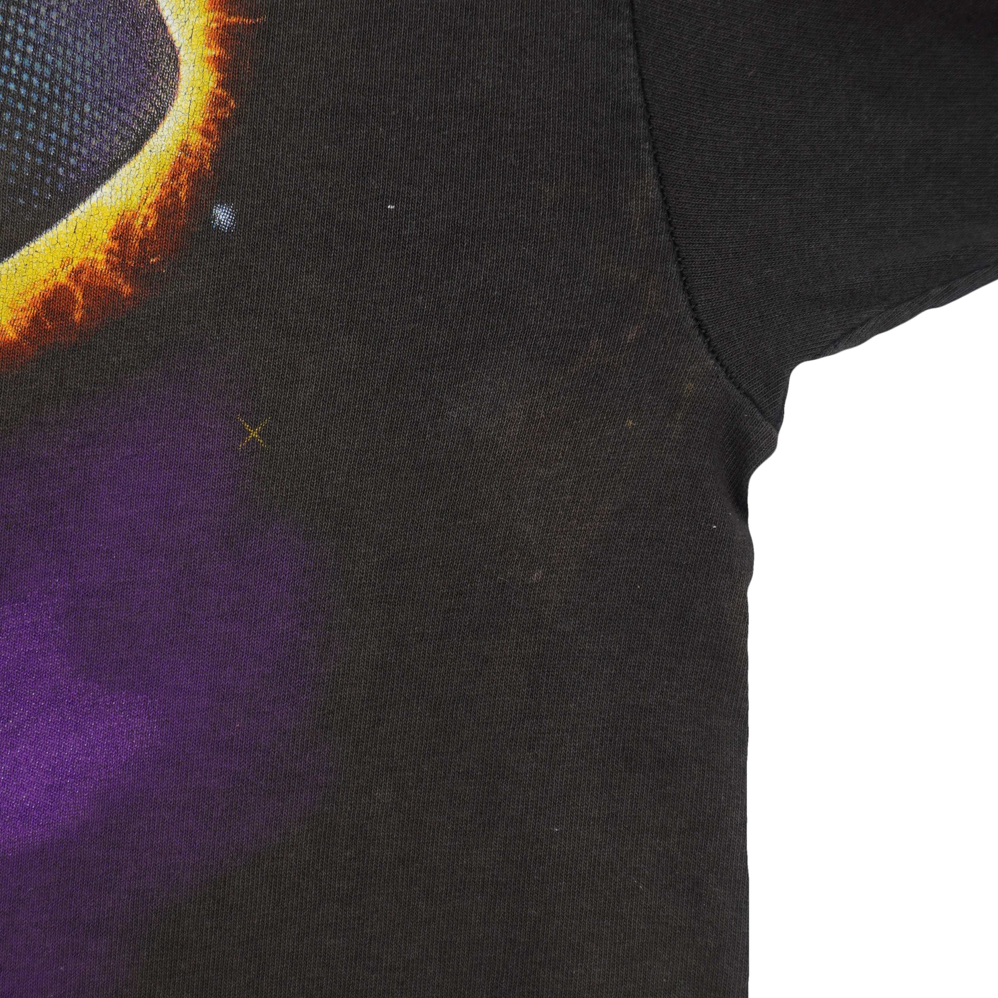 Reebok - Black Flaming Hockey Puck Graphic T-Shirt 1990s Medium Vintage Retro