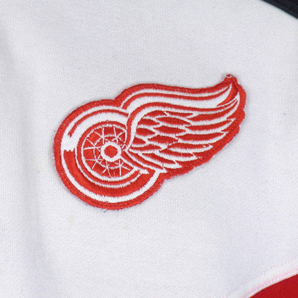 Vintage NHL (Apex One) - Detroit Red Wings Hooded Sweatshirt 1990s Large in black and white and red