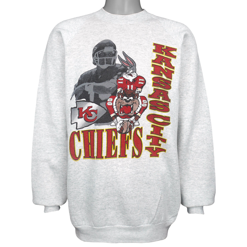 NFL - Kansas City Chiefs x Looney Tunes Crew Neck Sweatshirt 1990s X-Large Vintage Retro Football