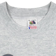 NFL - Kansas City Chiefs x Looney Tunes Crew Neck Sweatshirt 1990s X-Large Vintage Retro Football
