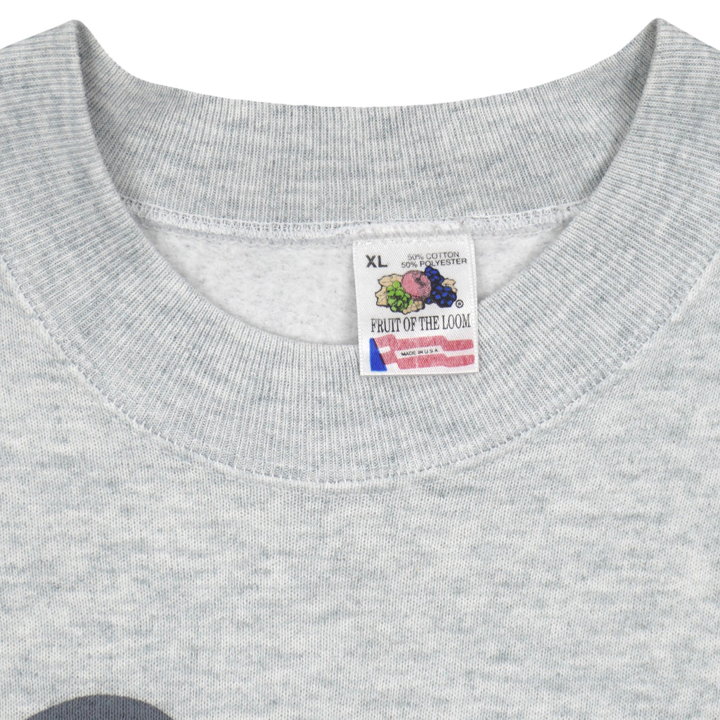 NFL - Kansas City Chiefs x Looney Tunes Crew Neck Sweatshirt 1990s X-Large Vintage Retro Football