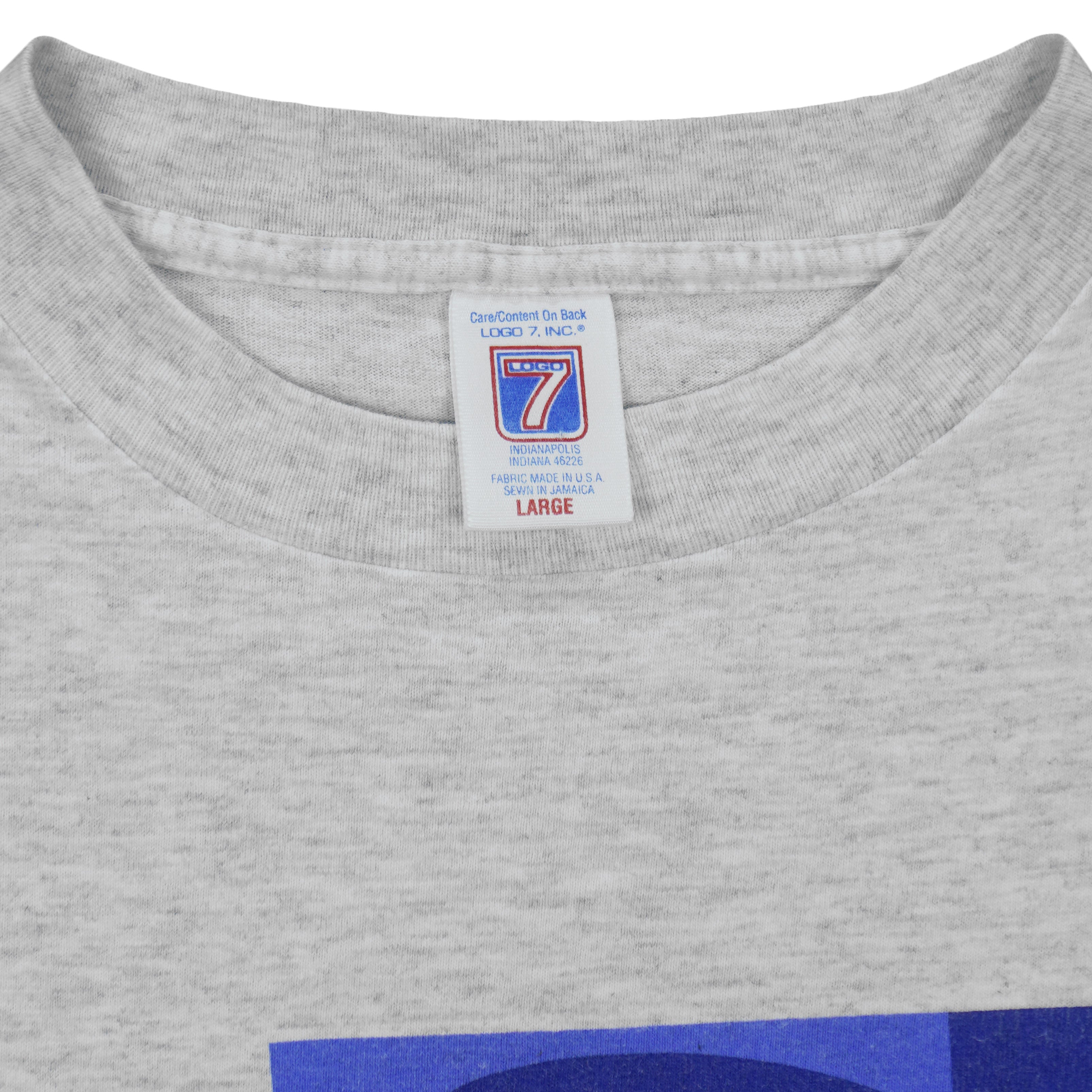 Logo 7 Large label inside the gray shirt collar