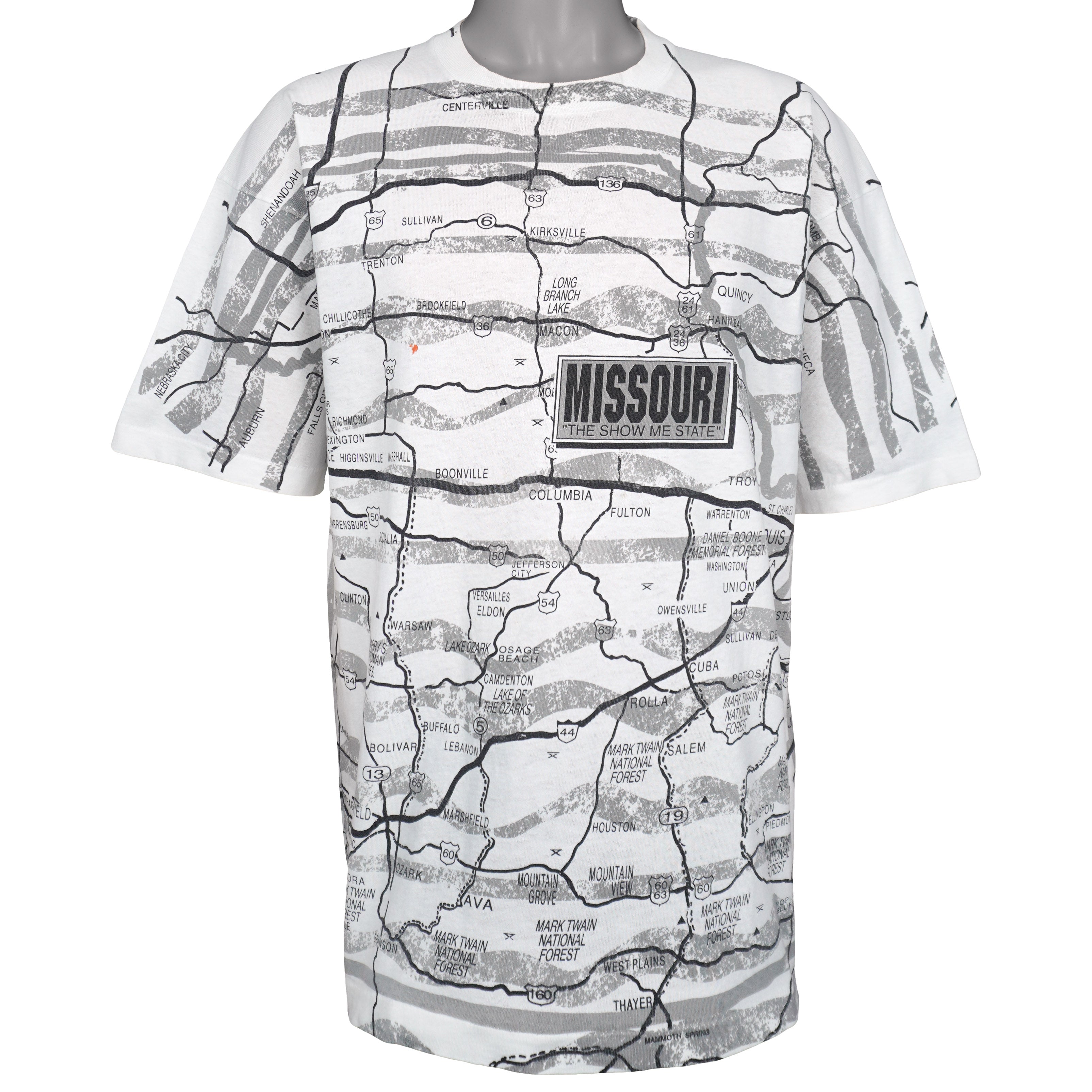 Vintage (Fruit Of The Loom) - Missouri Map All Over Print T-Shirt 1990s X-Large Vintage Retro