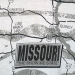 Vintage (Fruit Of The Loom) - Missouri Map All Over Print T-Shirt 1990s X-Large Vintage Retro