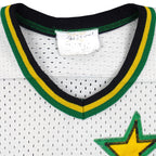 Vintage NHL - Minnesota North Stars Hockey Jersey T-Shirt 1990s Large in black and white and green