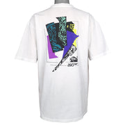 Vintage Asics - Abstract Pattern T-Shirt 1990s X-Large in white