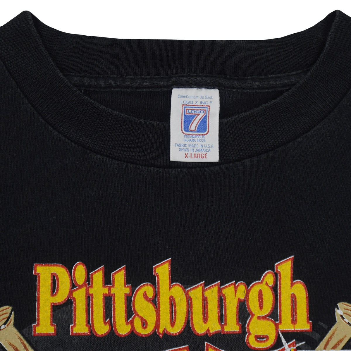 Vintage MLB (Logo 7) - Pittsburgh Pirates Baseball T-Shirt 1997 X-Large in black
