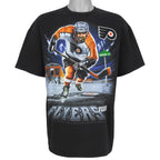 Vintage NHL - Philadelphia Flyers Hockey Player Graphic T-Shirt 1990s X-Large in black