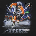 Vintage NHL - Philadelphia Flyers Hockey Player Graphic T-Shirt 1990s X-Large in black