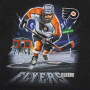 Vintage NHL - Philadelphia Flyers Hockey Player Graphic T-Shirt 1990s X-Large in black
