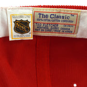 NHL (The Classic) - Chicago Blackhawks Corduroy Snapback Hat 1990s OSFA Vintage Retro Hockey
