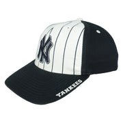 Angled Yankees cap showing white front panels, dark side panels and brim lettering
