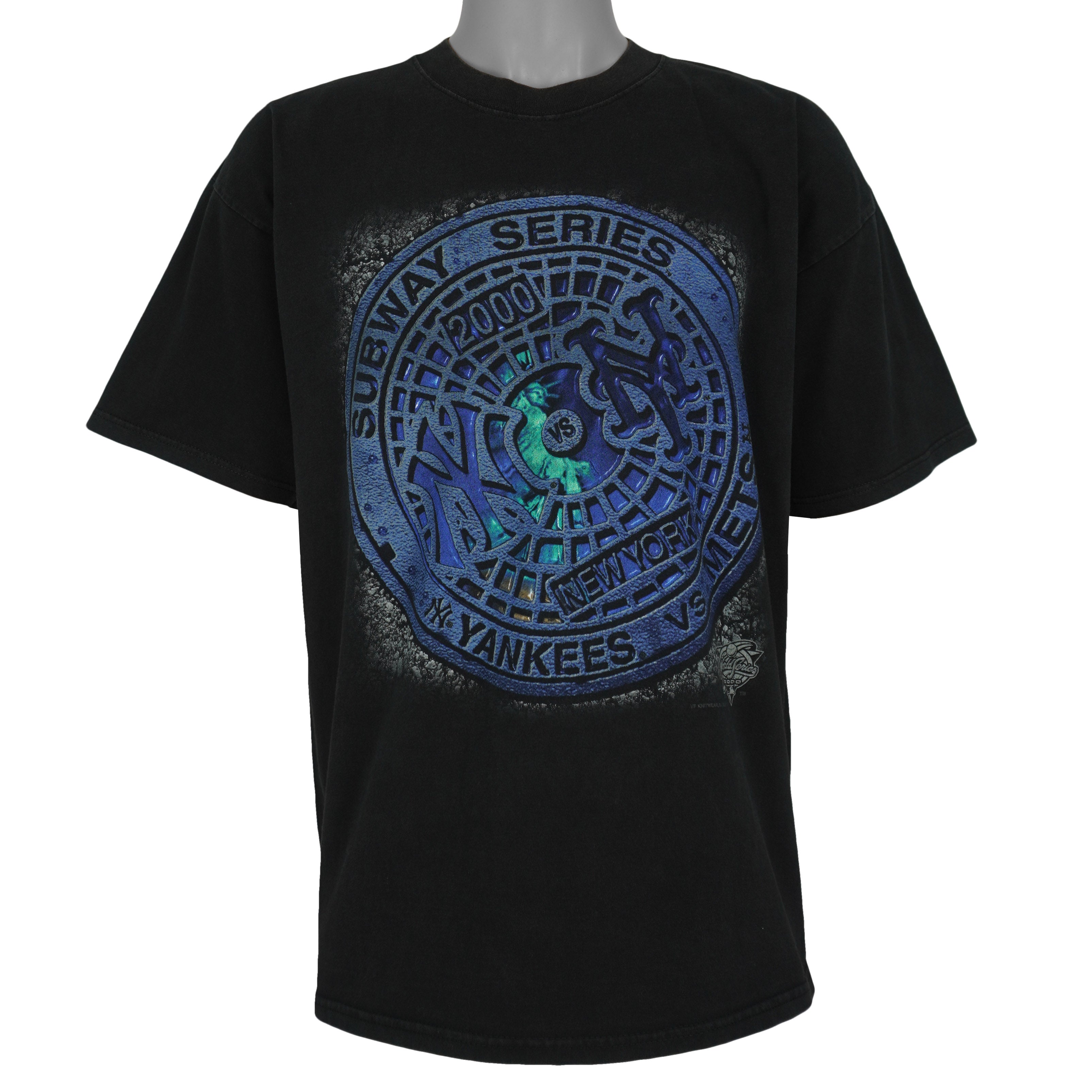 Front view of the black 2000 MLB New York Yankees vs Mets Subway Series t-shirt by Gildan