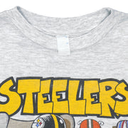 Neck label close-up of the gray Pittsburgh Steelers Hunt Club T-shirt