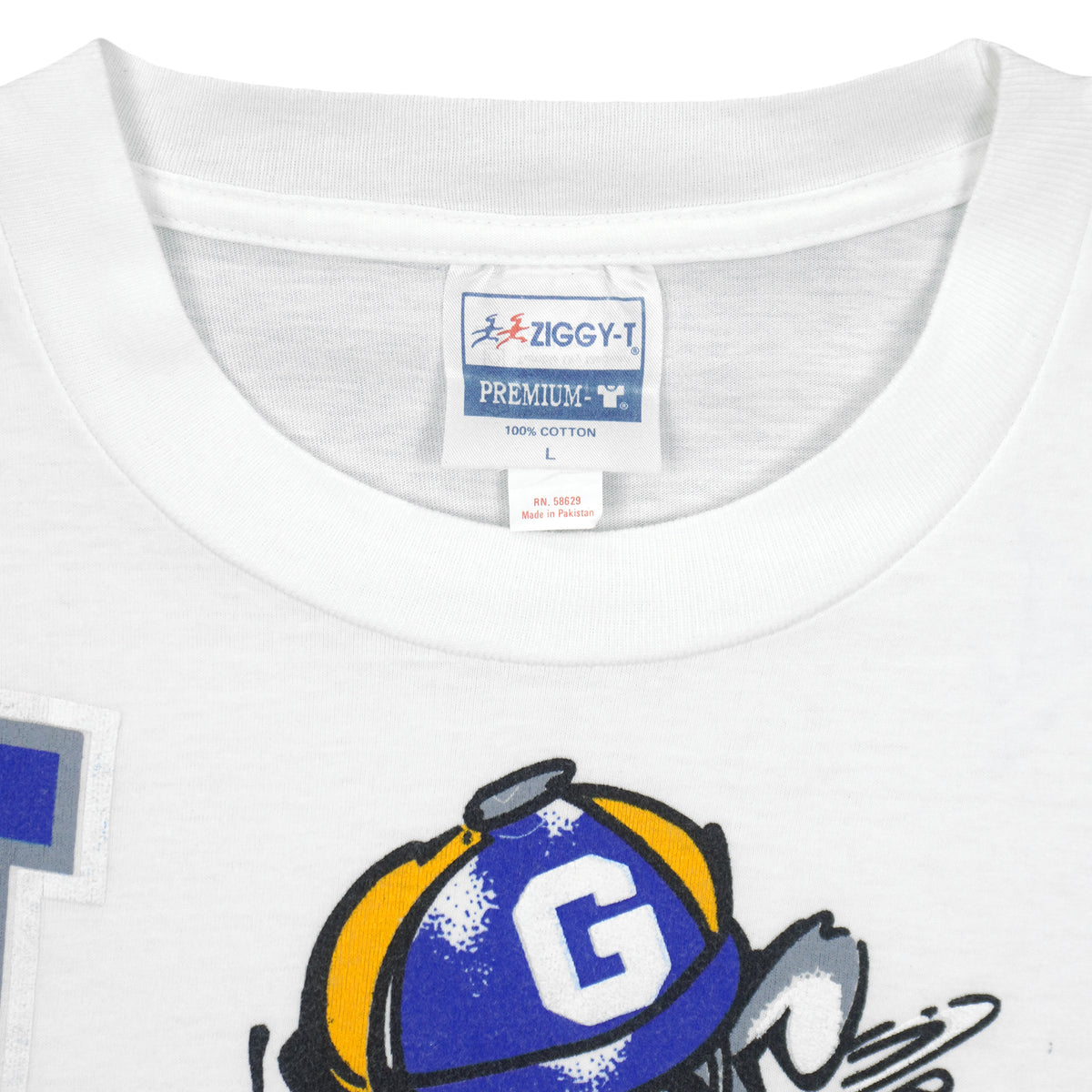 Neck and maker label close-up of the white Georgetown Hoyas basketball mascot T-shirt