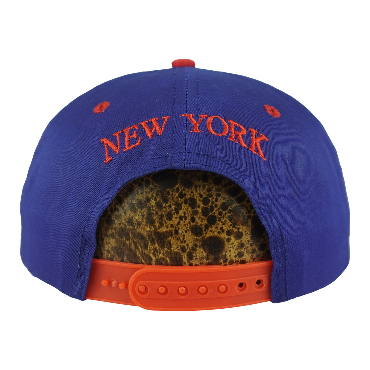 Rear of the blue New York Giants cap with red New York embroidery and snap closure