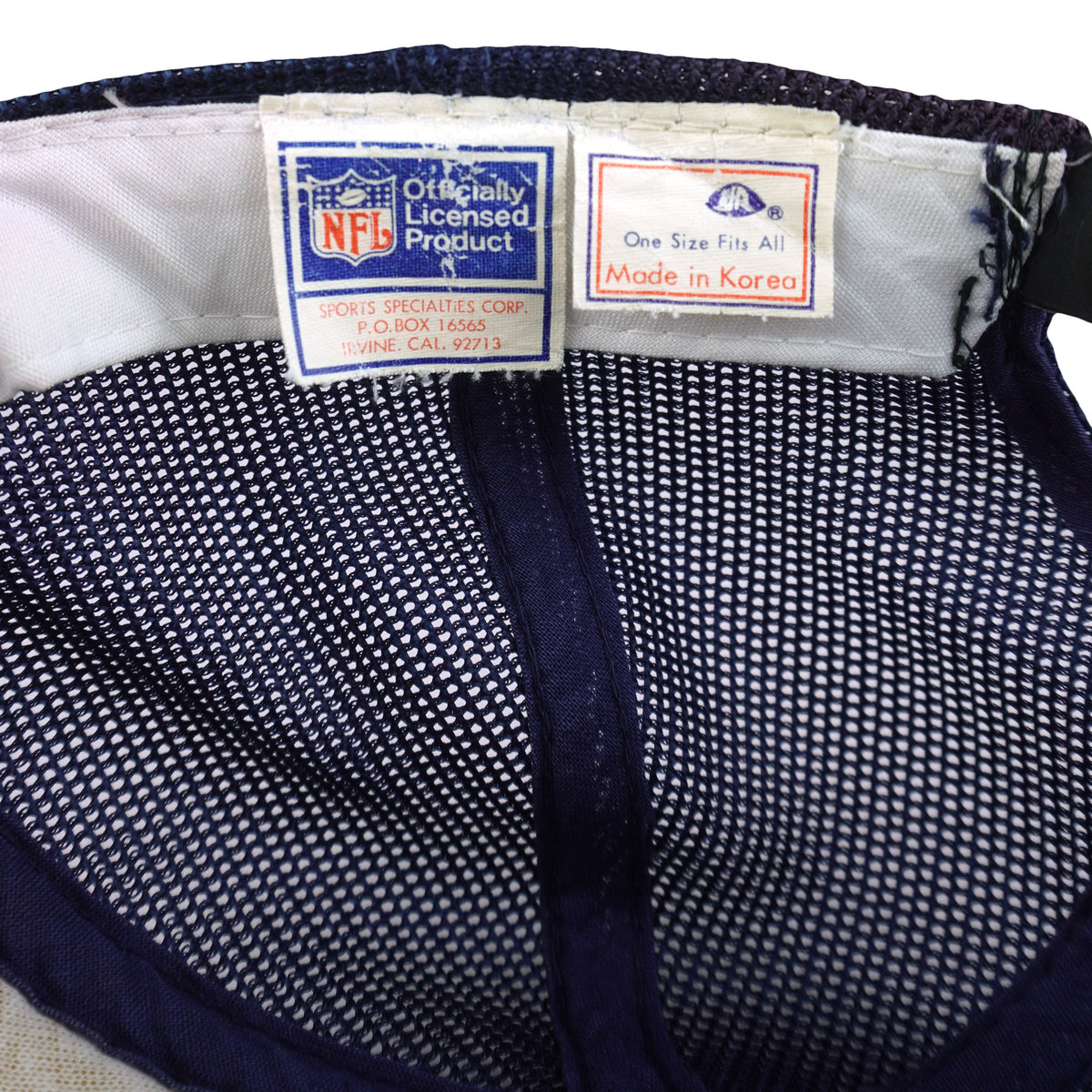 Sports Specialties NFL woven label set inside the Bears cap