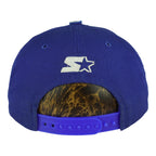 Rear view of the Detroit Pistons cap with blue snap and Starter embroidery