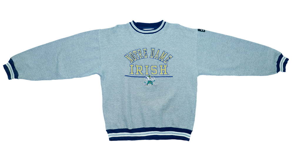 Vintage Retro NCAA Basketball (Logo 7) - Notre Dame Fighting Irish Big Logo Grey Sweatshirt 1990s Large Vintage Retro College
