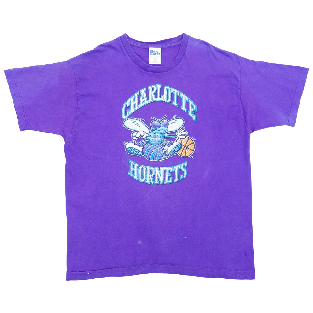 NBA (Pro Player) -  Charlotte Hornets T-Shirt 1990s X-Large Vintage Retro